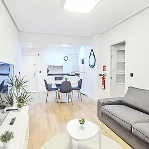 Izpizua Apartment San Sebastian